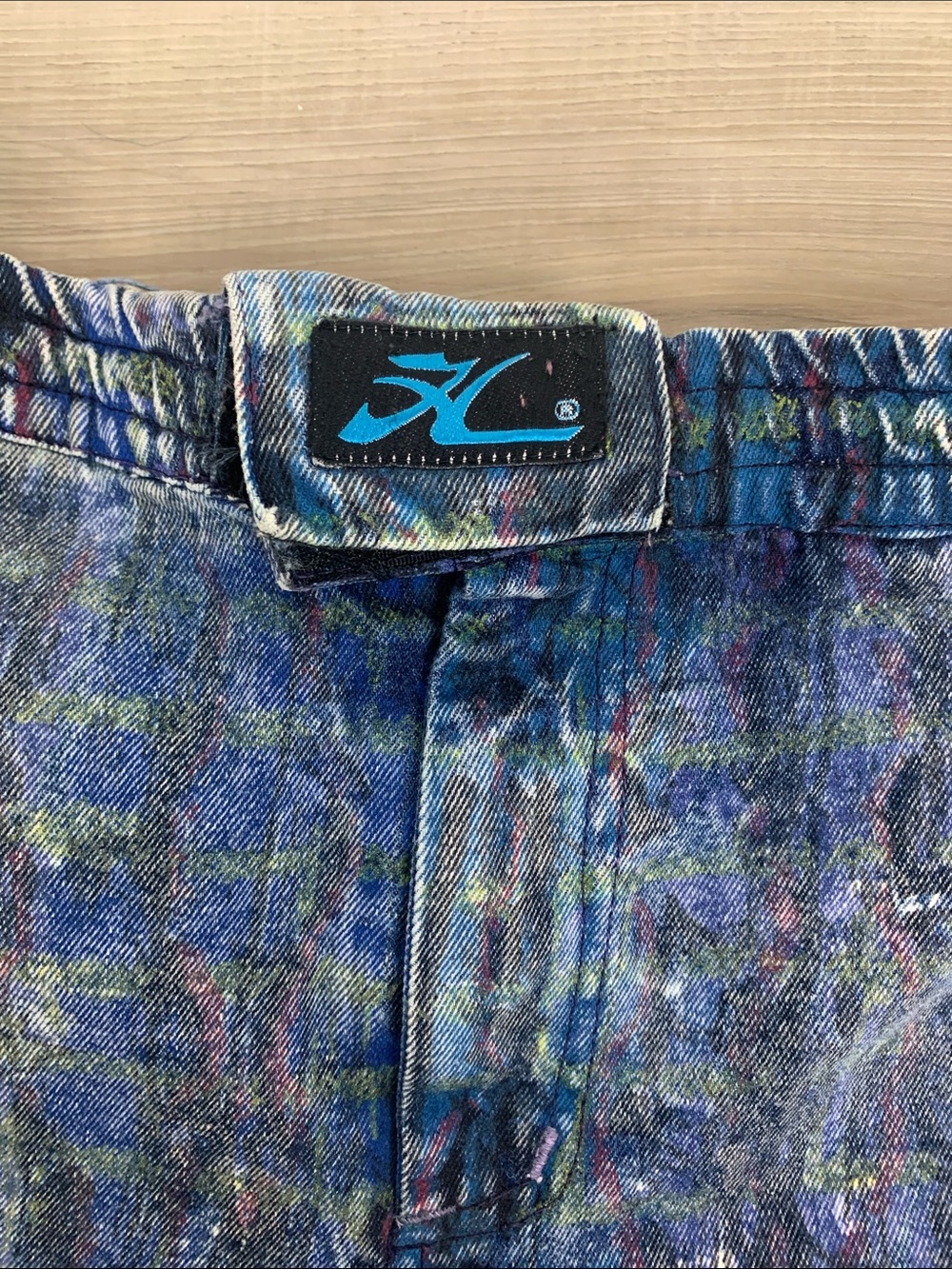 Vintage HOBIE Shorts Y2K 80/90’s Paint Splatter Multicolor Blue Denim Men’s Med